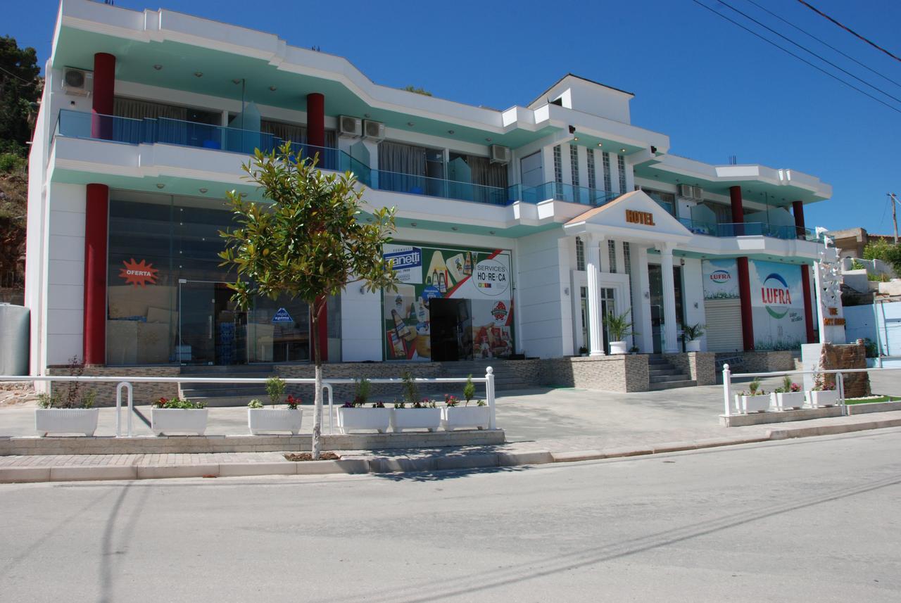 The City Gate Hotel Sarandë Exteriör bild